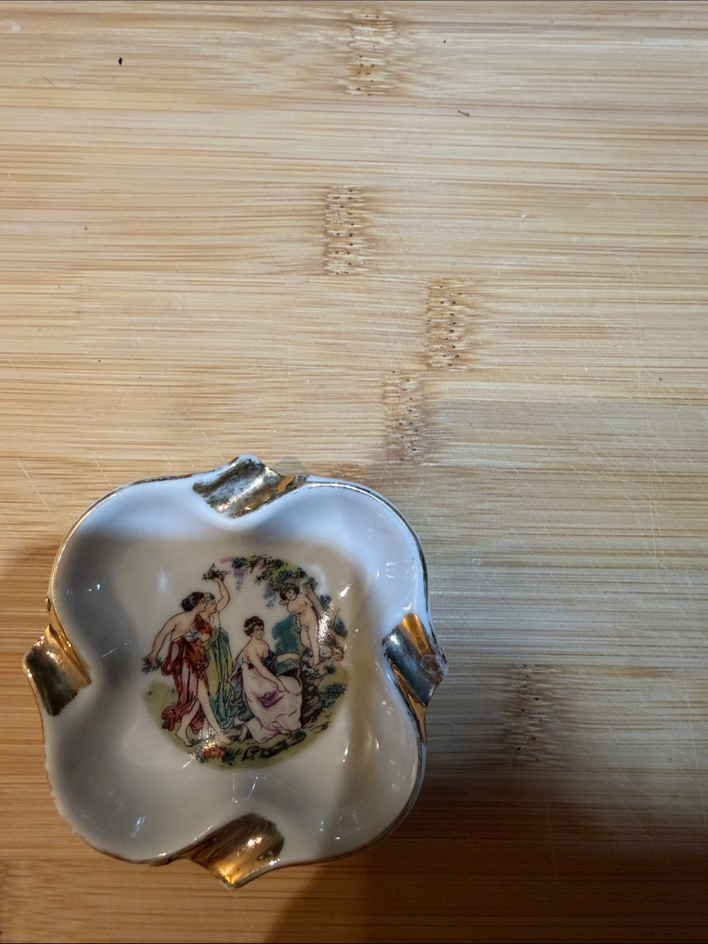 Decorative White Porcelain Ashtray with Gold Trim and Classical Scene